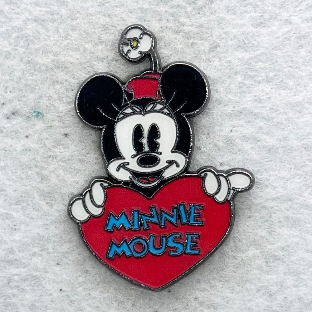 🔮 5/$25 Disney Classic Minnie Mouse Heart Pin